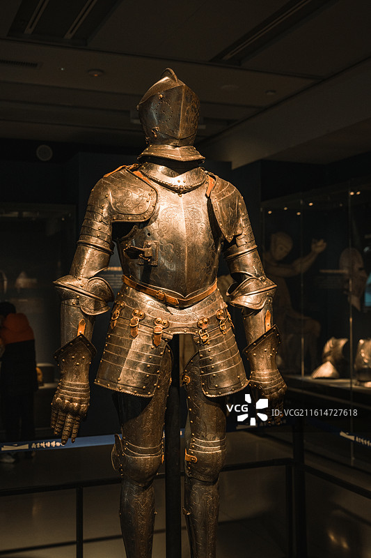 《钢铁与荣耀：欧洲骑士盔甲与文化展》是南京城墙博物馆引进的重磅特展，于2025年11月28日开幕图片素材