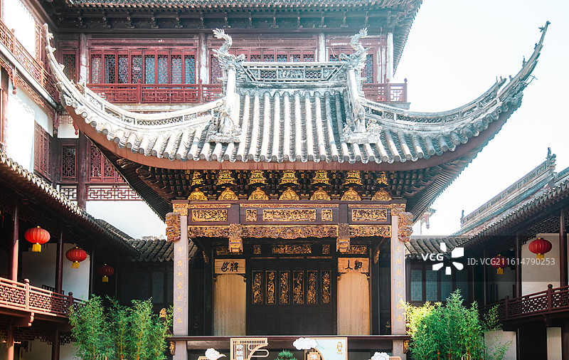 上海豫园古戏台 江南古典园林景观图片素材