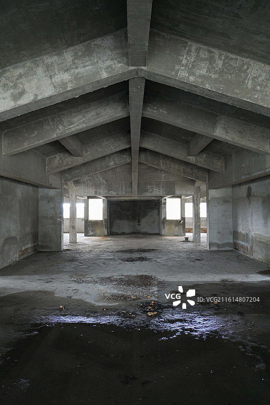 江苏省镇江市，荒废的学校图片素材