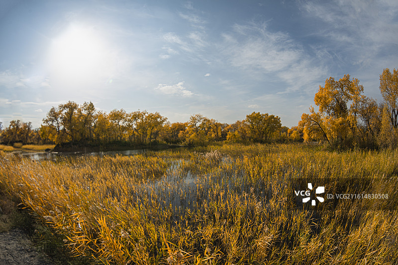 天赐仙境克孜加尔湖（新疆乌苏县）图片素材