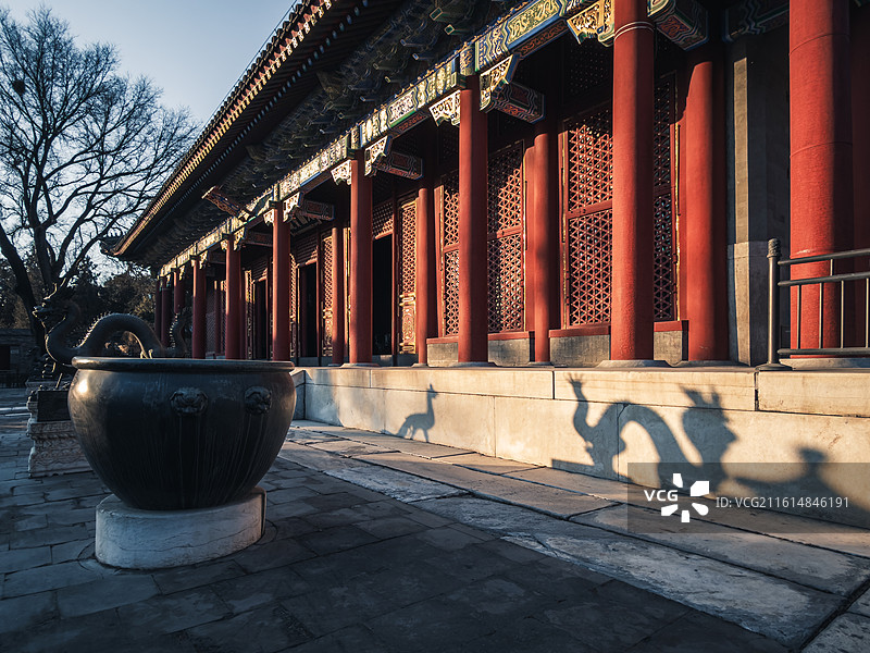 颐和园里的光影图片素材