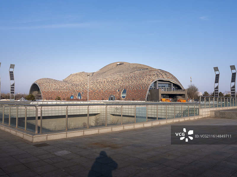 大同大剧院-现代城市建筑和空旷的广场图片素材