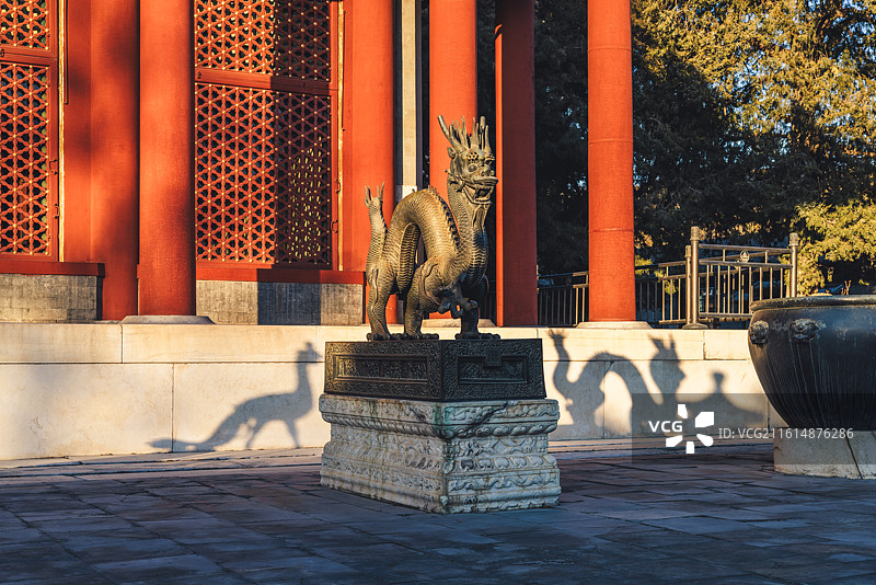 颐和园里的光影图片素材