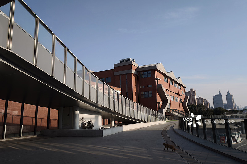 江阴，江阴地标建筑，江阴国乐岛，现代建筑风格，现代简约建筑风格，现代风格，江阴少年宫，红砖建筑图片素材