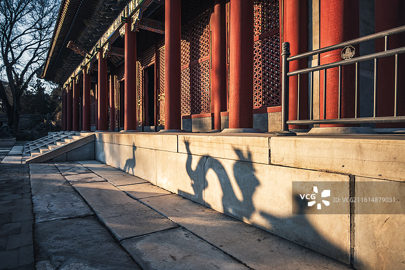 颐和园里的光影图片素材