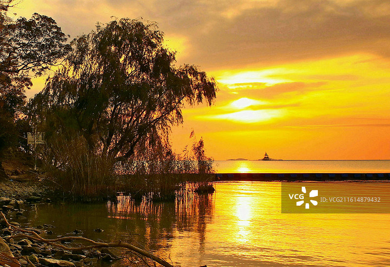 暮色鎏金图片素材