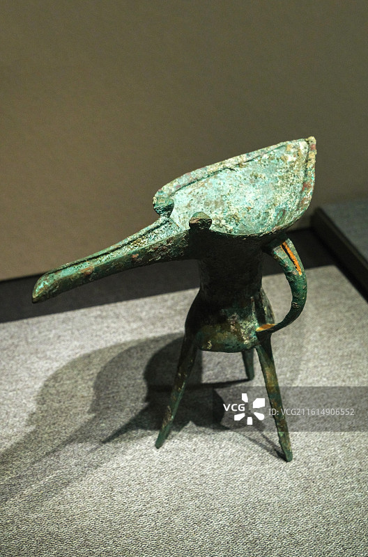 铜爵 二里头文化 河南偃师二里头遗址 中国考古博物馆（中国历史研究院）宅兹中国展厅图片素材