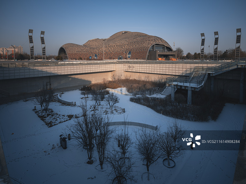 大同大剧院-现代城市建筑和空旷的广场图片素材
