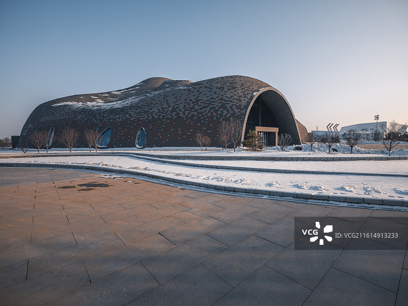 大同大剧院-现代城市建筑和空旷的广场图片素材