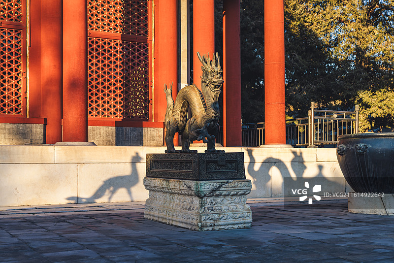 颐和园里的光影图片素材