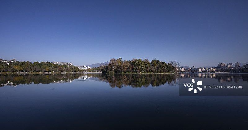 云南腾冲东湖公园图片素材