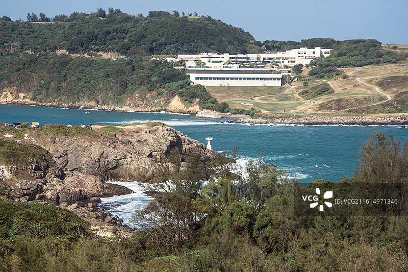 海湾树木和建筑物的高角度视图图片素材