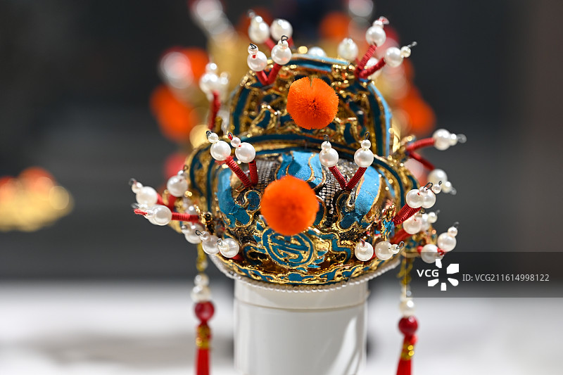 中国传统戏曲京剧盔头王帽展品图片图片素材