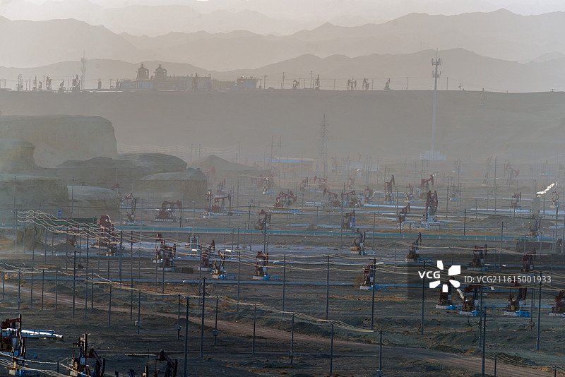 乌尔禾世界魔鬼城7图片素材