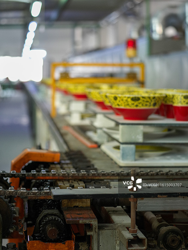 陶瓷生产流水线图片素材