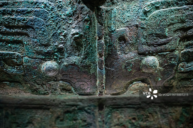 国家博物馆 商王武丁时期 “妇好”青铜偶方彝 1976年河南安阳殷墟妇好墓出土图片素材