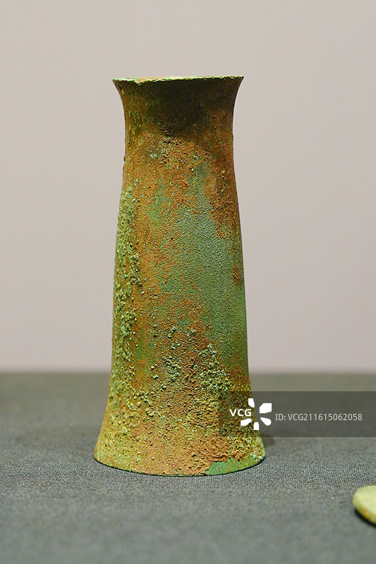 广西壮族自治区博物馆中国西南地区青铜文明特展汉代时期青铜觚图片素材