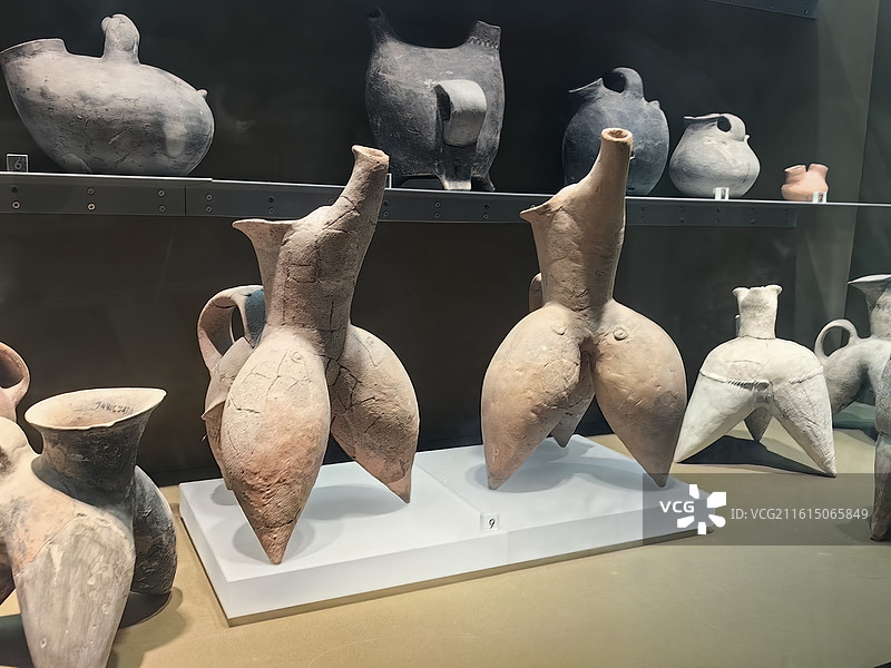 南京博物院+历史文物+陶器图片素材