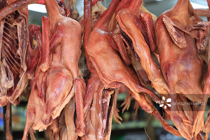 上海农贸市场蔬菜猪肉牛肉海鲜鱼水果腊肉鸡鸭炒货春节年货特写图片素材