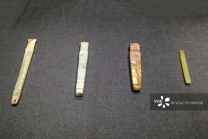 玉柄形器 商代 河南安阳殷墟妇好墓 中国考古博物馆（中国历史研究院）宅兹中国展厅图片素材