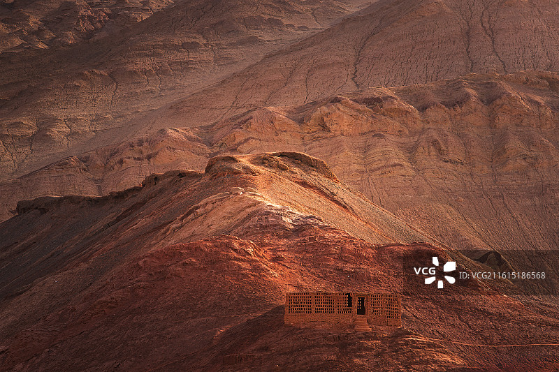 红峦藏晾房，麻扎村的地貌肌理图片素材