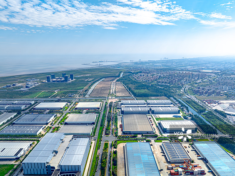 顺祥路桥 上海南港 上海临港自贸区洋山特殊综合保税区陆域 临港物贸园区物流仓库厂房 中国海关图片素材