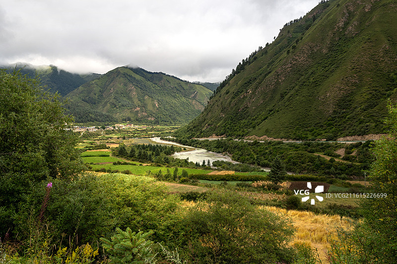 甘肃卓尼县其布林卡图片素材