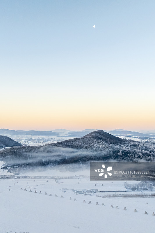 吉林万缕银丝小雾凇岛四星级雾凇仙境图片素材