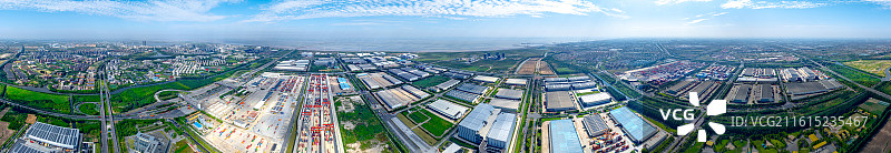 东海海岸线洋山保税区全景 上海临港自贸区洋山特殊综合保税区陆域 临港物贸园区物流仓库厂房 中国海关图片素材