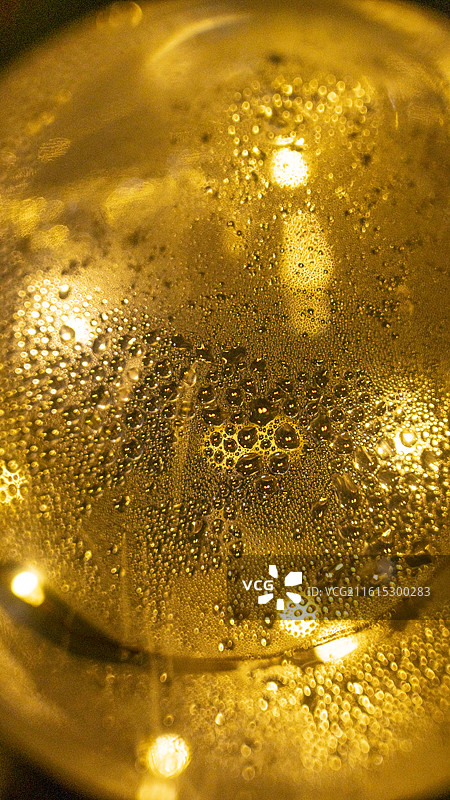 圆形灯具装饰亮光发光背景模糊光斑特写图片素材