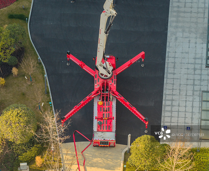 消防演练 消防车辆 云梯车图片素材