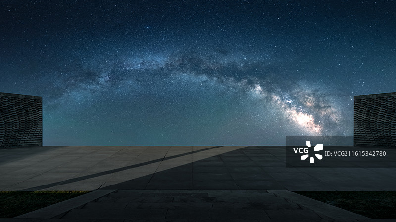 星空下的地面广场，星空背景，汽车广告背景图，汽车背景，星空图片素材