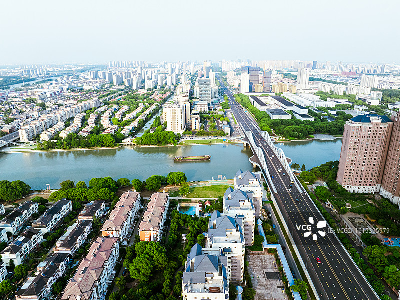 航拍昆山金浦大桥 青阳港 前进路图片素材