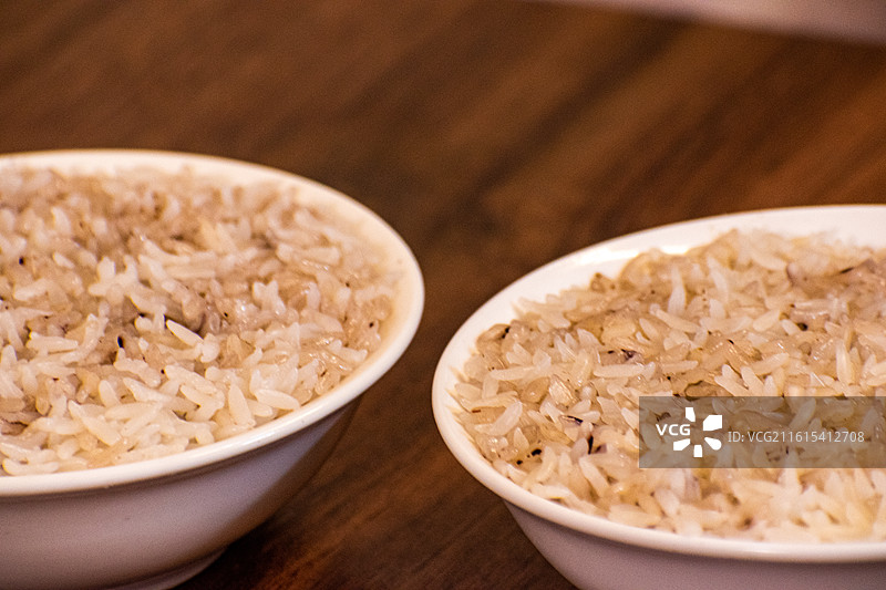 米饭、胭脂米饭、一碗米饭、大米饭、独立蒸熟的米饭图片素材