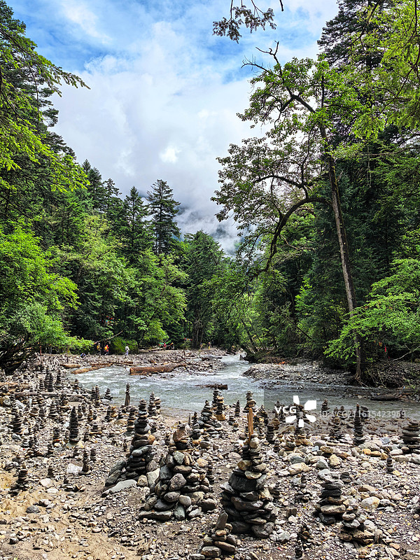 云南迪庆雨崩村景色图片素材