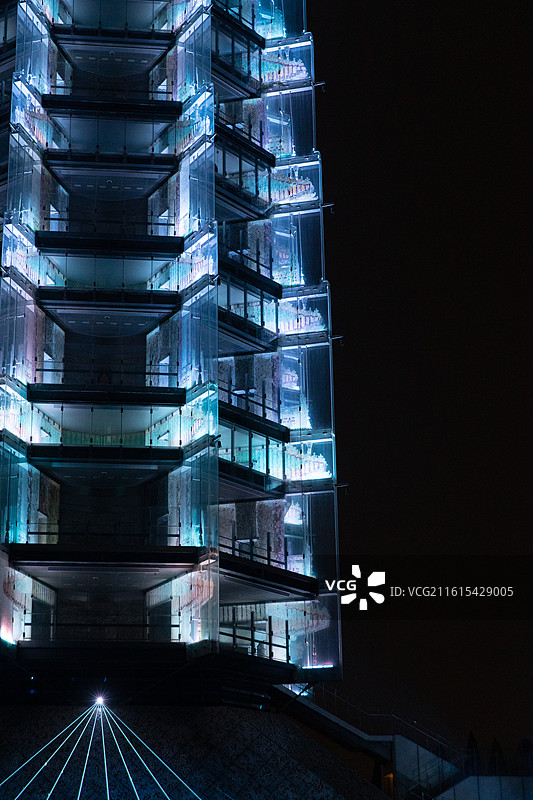 南京大报恩寺琉璃塔点灯仪式图片素材