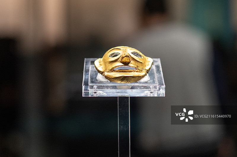 三星堆黄金面具特写图片素材