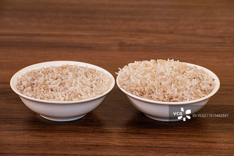 米饭、胭脂米饭、一碗米饭、大米饭、独立蒸熟的米饭图片素材
