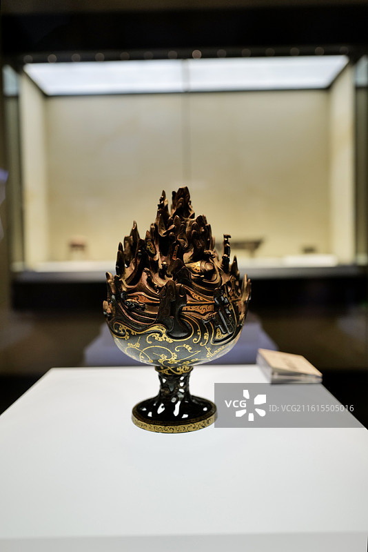 河北石家庄河北博物院镇馆之宝错金博山炉图片素材