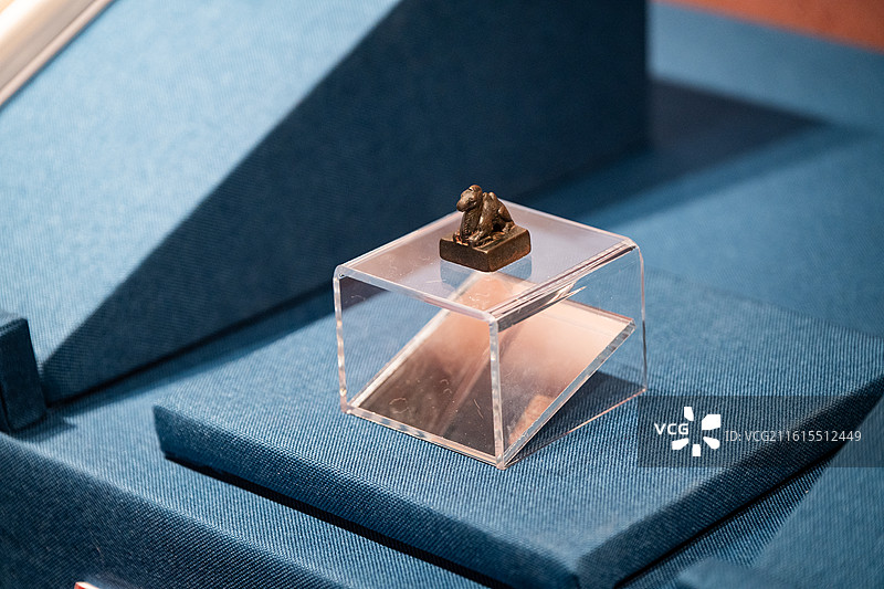 天津博物馆 简述中国-甘肃出土汉简精品展 汉 铜驼钮汉匈奴破虏长印图片素材