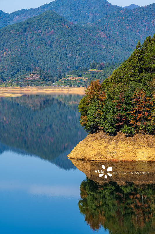 婺源段莘水库图片素材