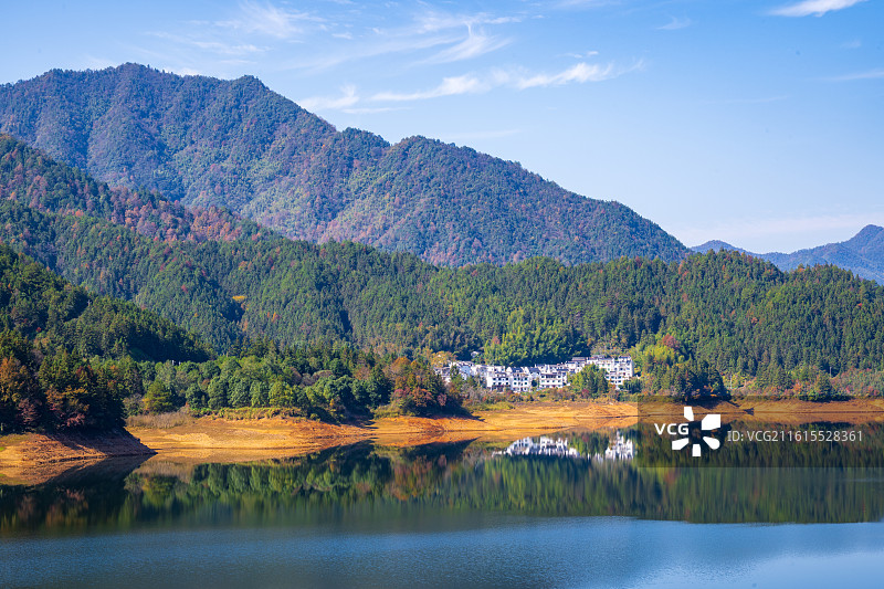 婺源段莘水库图片素材