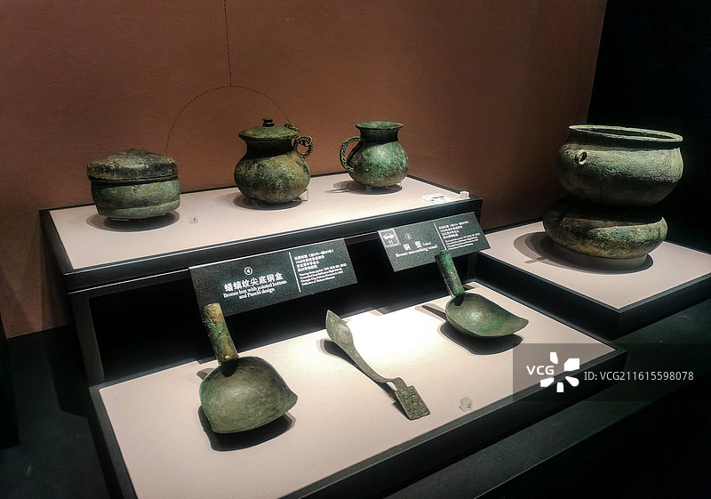 铜戈,铜钺,铜斧,战国时期,兵器,四川博物院图片素材