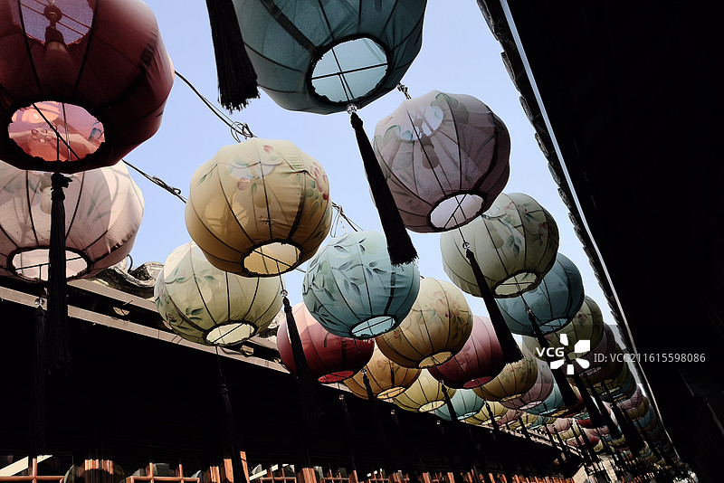 灯笼，夜景，元宵节，各种各样的灯笼，元宵佳节，春节，年味，过年，传统节日，庆祝，祝福，手绘灯笼，红色图片素材