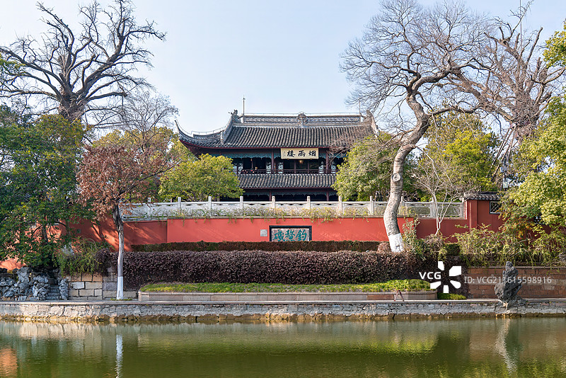 浙江嘉兴南湖湖心岛烟雨楼图片素材