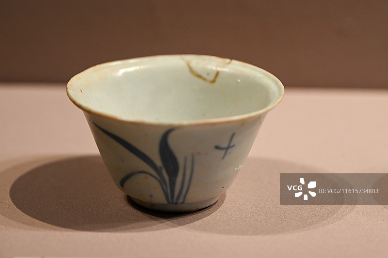 青花瓷杯，江西博物馆藏品图片素材