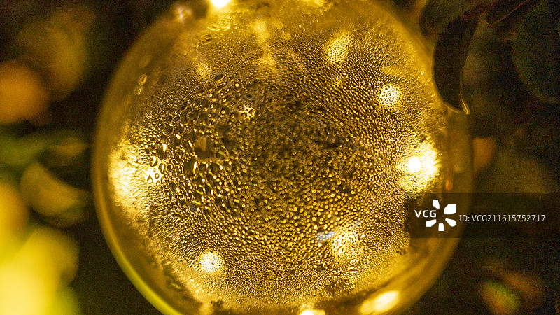 圆形灯具装饰亮光发光背景模糊光斑特写图片素材