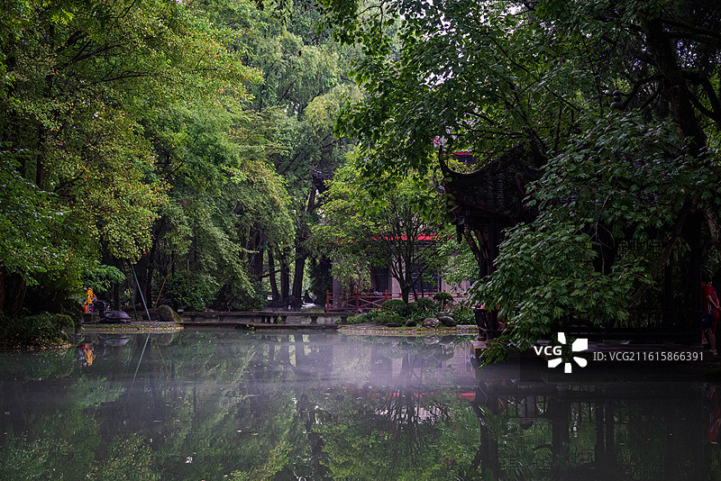 都江堰的雨季图片素材