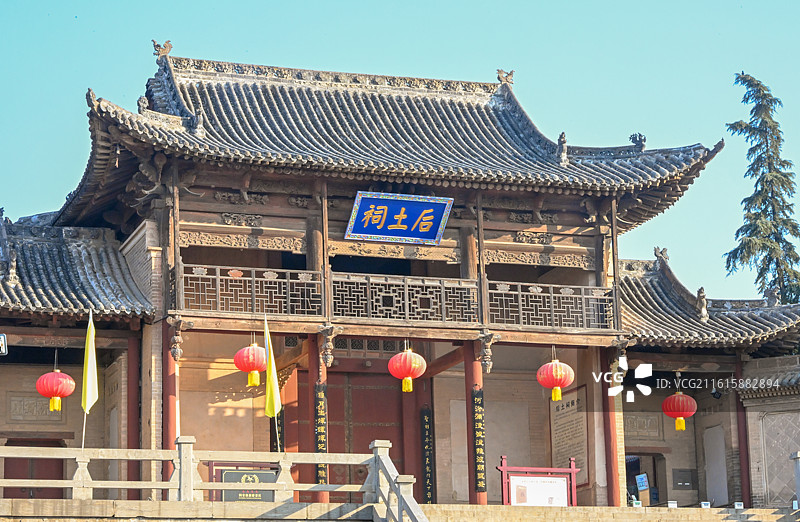 山西运城万荣县后土祠正门图片素材