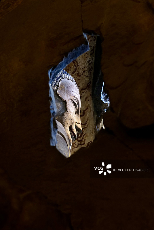 河北邯郸北响堂山石窟大佛洞石窟造像艺术图片素材